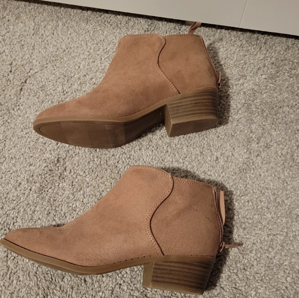Booties - Picture 5 of 8